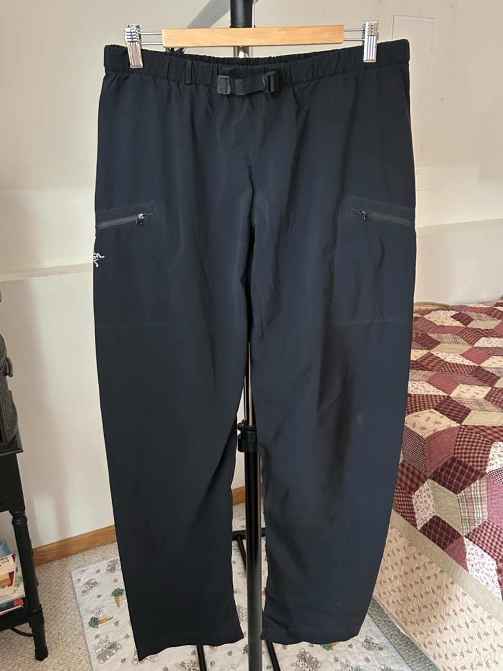 Vintage Arc’teryx Softshell Black Pants Men’s Medium